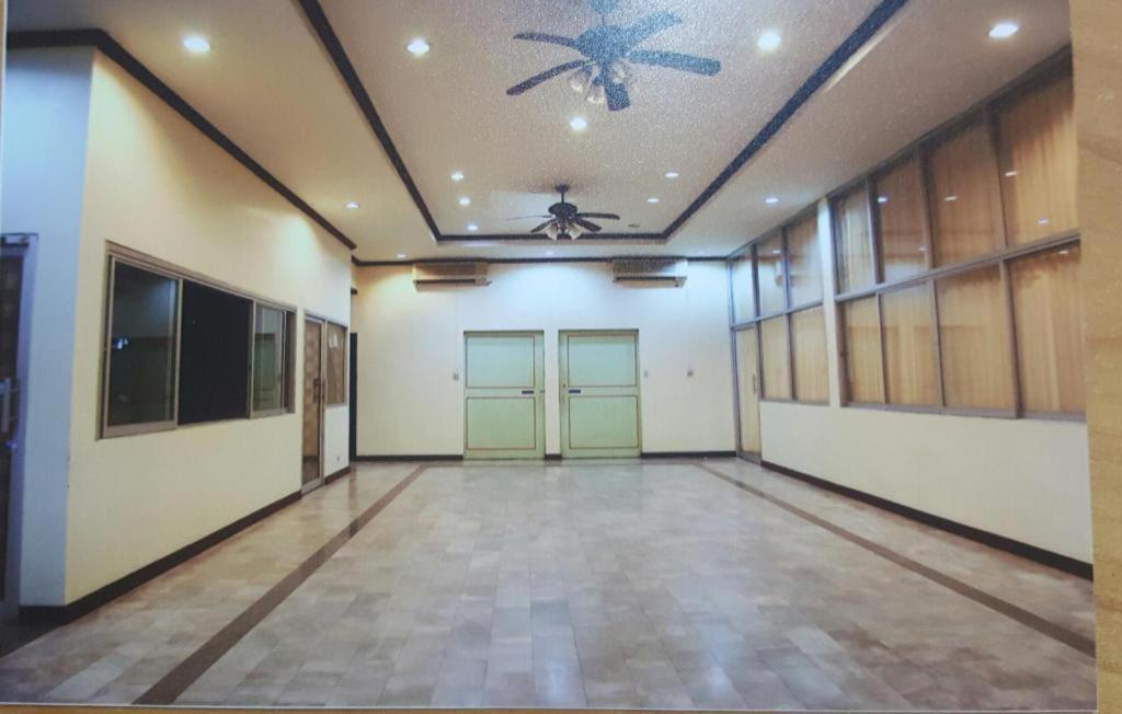 The Pine Resort Pathum Thani Buitenkant foto
