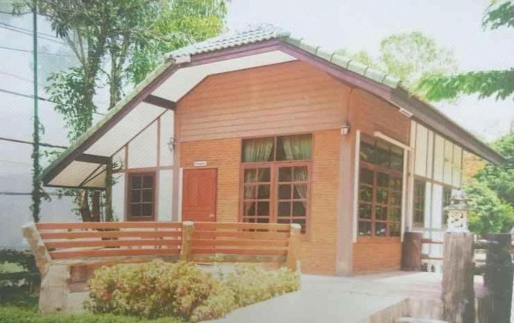 The Pine Resort Pathum Thani Buitenkant foto